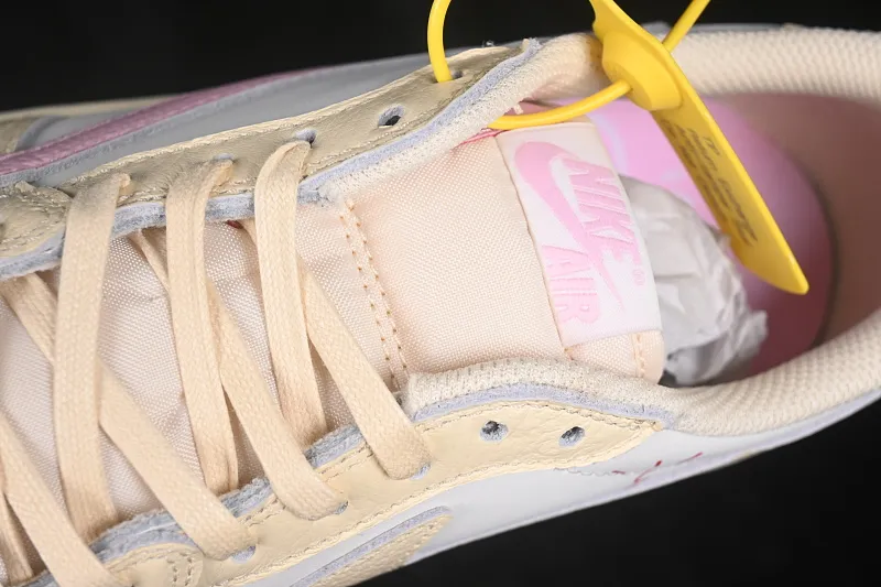 All categories Air Jordan Jordan series basketball shoes Air Jordan 1 Low GX foreign trade version Travis Scott x Air Jordan 1 Low OG AJ1 Joe 1 undercut low top full head layer IQ7604-100